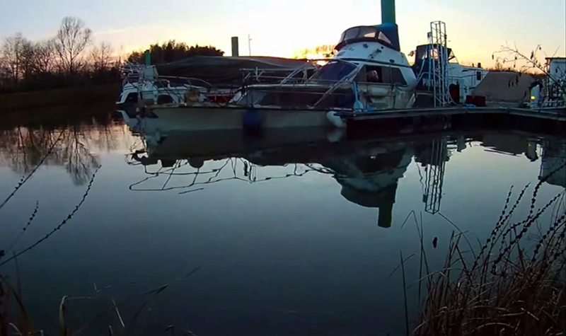 Bateau concept - Renflouement de votre bateau - Port de Mâcon